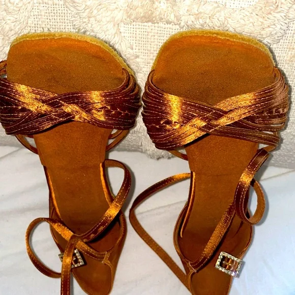 IDS (International Dance Shoes) Latin 2.5 inch Heels Size: UK 6 or US 8 Ballroom - Picture 6 of 8